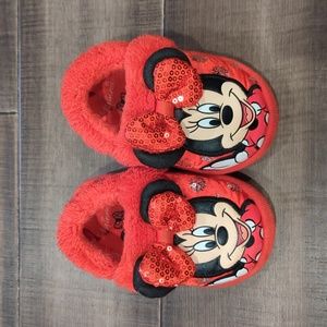 Disney Minnie Mouse Slippers 5-6T